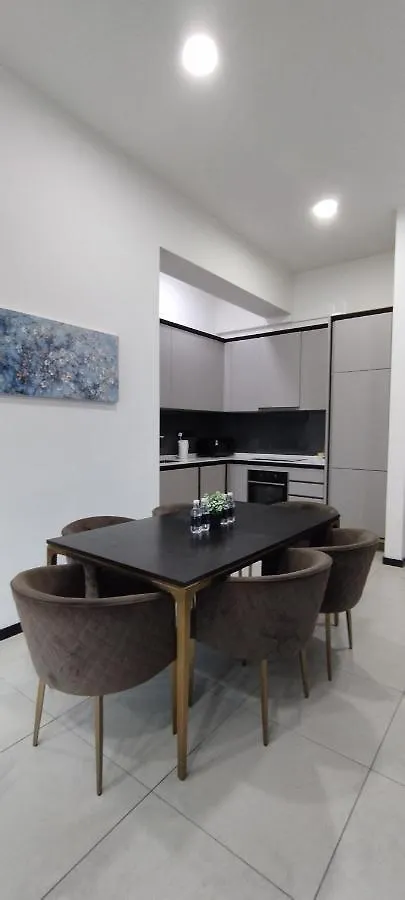 Colony By Infinitum Suites Service Klcc Kuala Lumpur Apartman