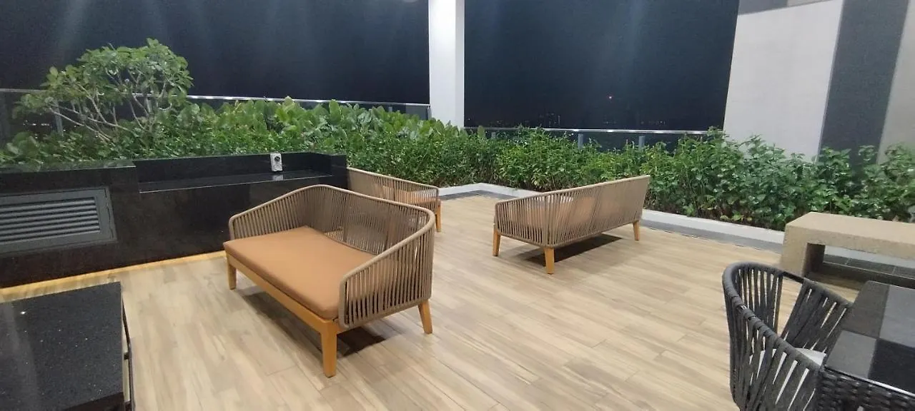 Colony By Infinitum Suites Service Klcc Kuala Lumpur 0*,